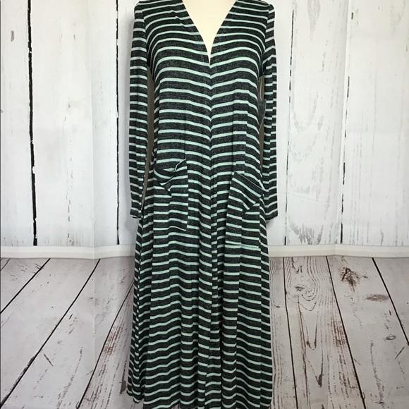 Lularoe Sarah - Picture 9 of 10